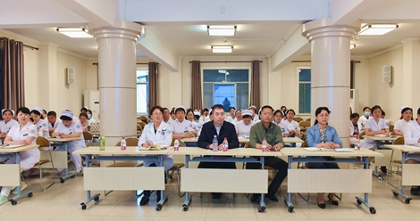赓续五四薪火 砥砺医路初心丨我院团委举办“五四”青年节专家讲座活动